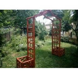 Queen Gate Classic Pergola