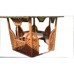 Kerti kiülő szalettli akác és hársfából (Párizs)