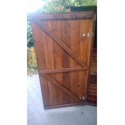 Kerti szerszám tároló faház lucfenyőfából (KSZT-7)