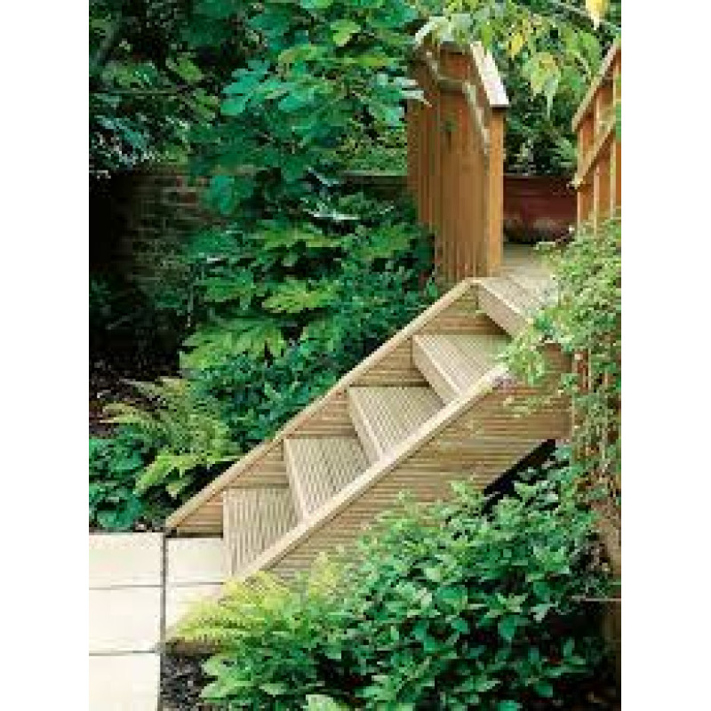 Kültéri kerti fa lépcső formáció (KFL - 1)