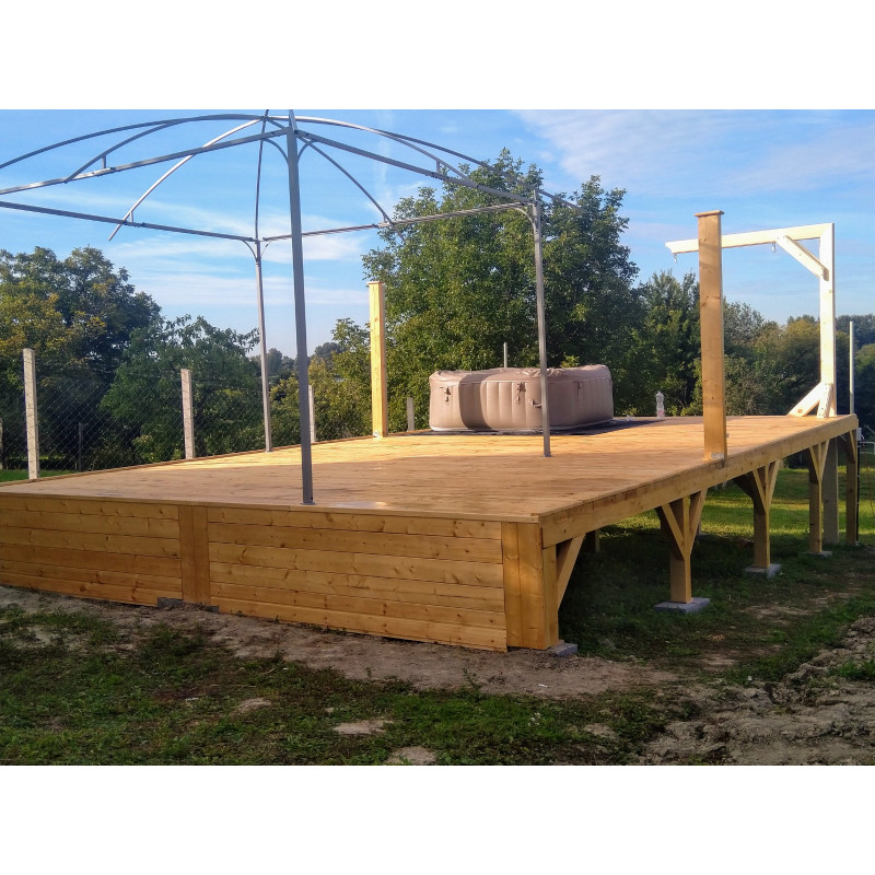 Egyedi emelt terasz, szinpad formáció /EMT - 1/